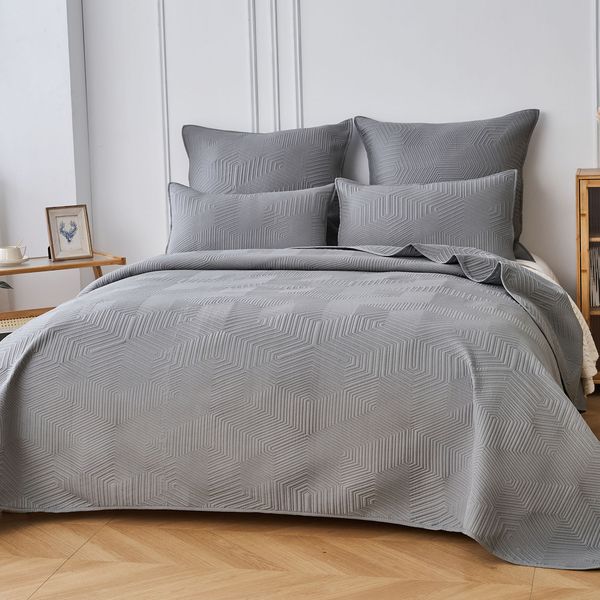 Galaxy Grey Queen Quilt Set