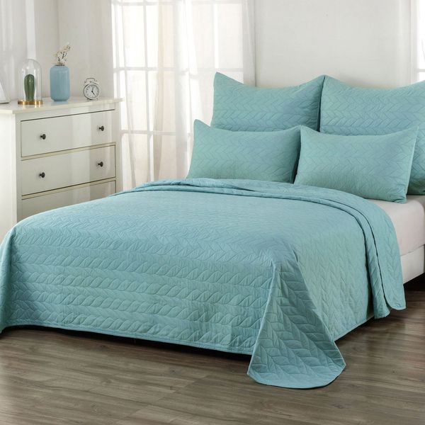 Willow Pastel Blue King Quilt Set