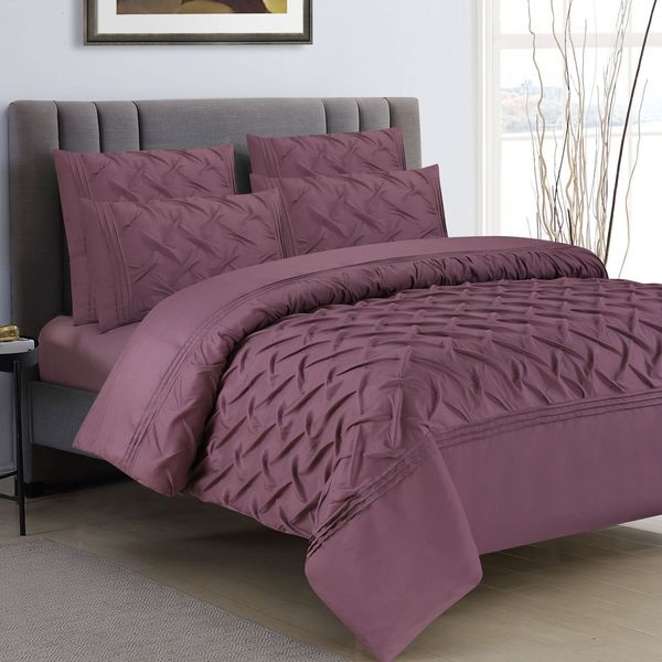 Deluxe Pink King Pintuck Duvet Set